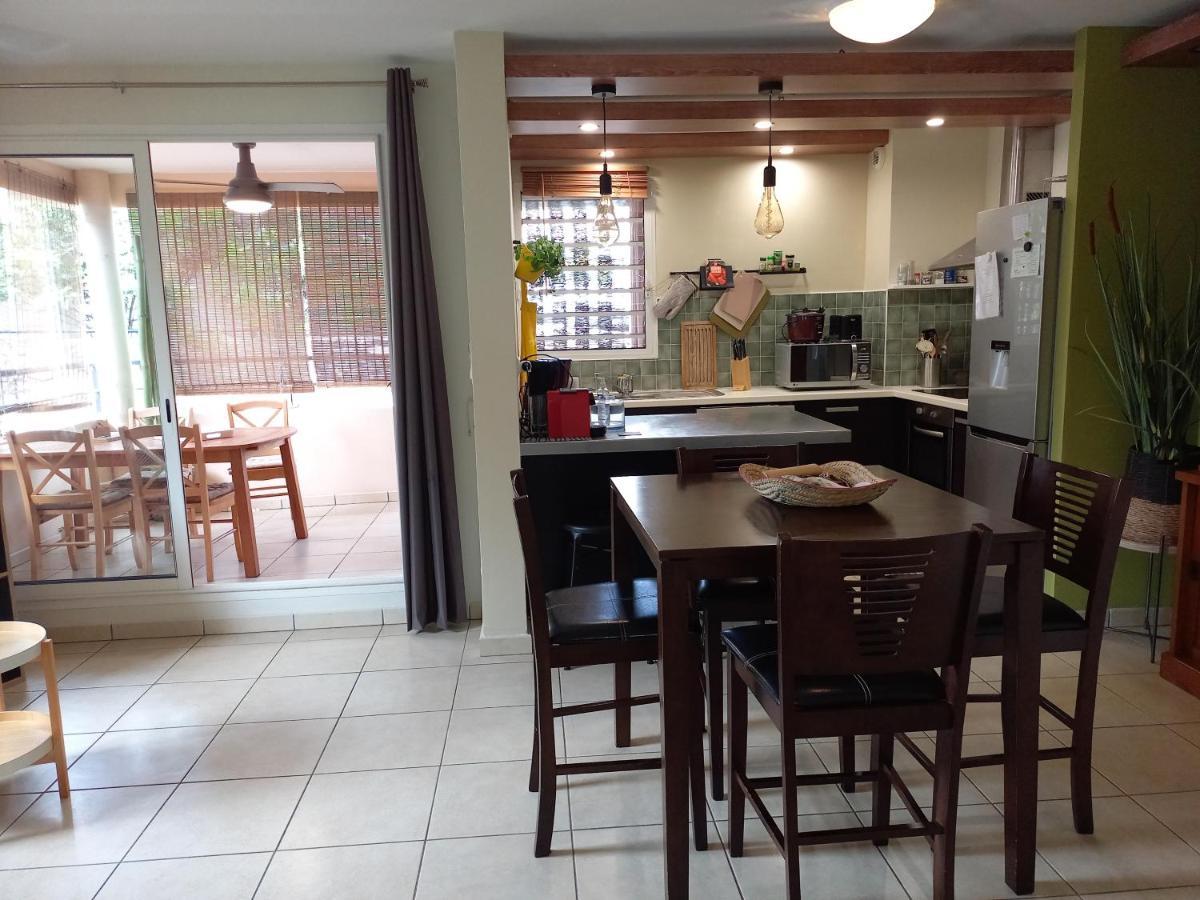 Bel Appartement Avec Terrasse Proche Des Plages 圣吉尔莱班 外观 照片
