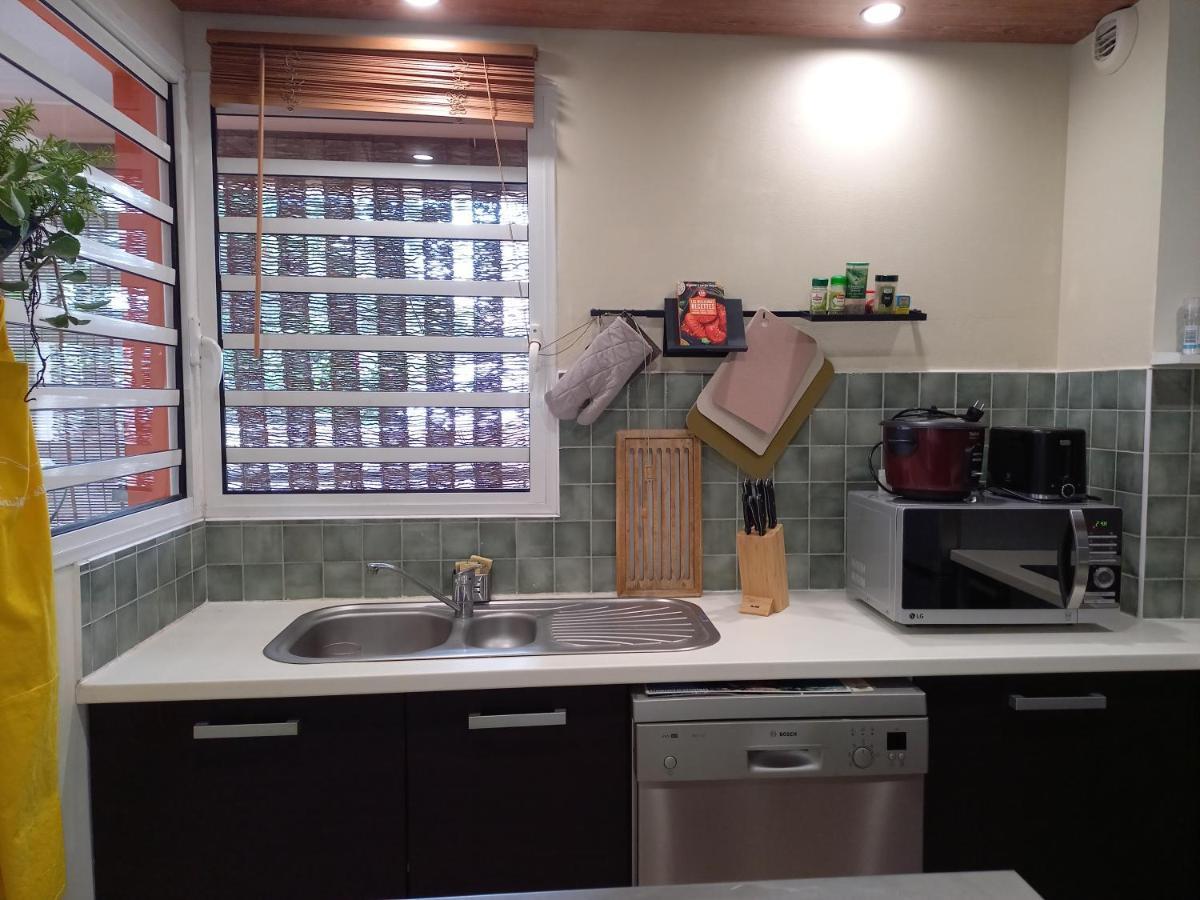Bel Appartement Avec Terrasse Proche Des Plages 圣吉尔莱班 外观 照片
